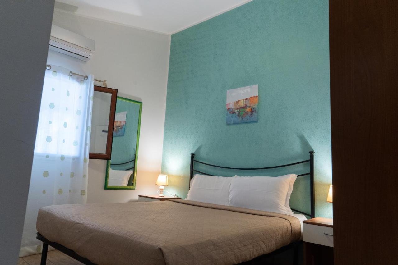 Nick & Santo'S Holiday Homes R Giardini Naxos Exterior foto