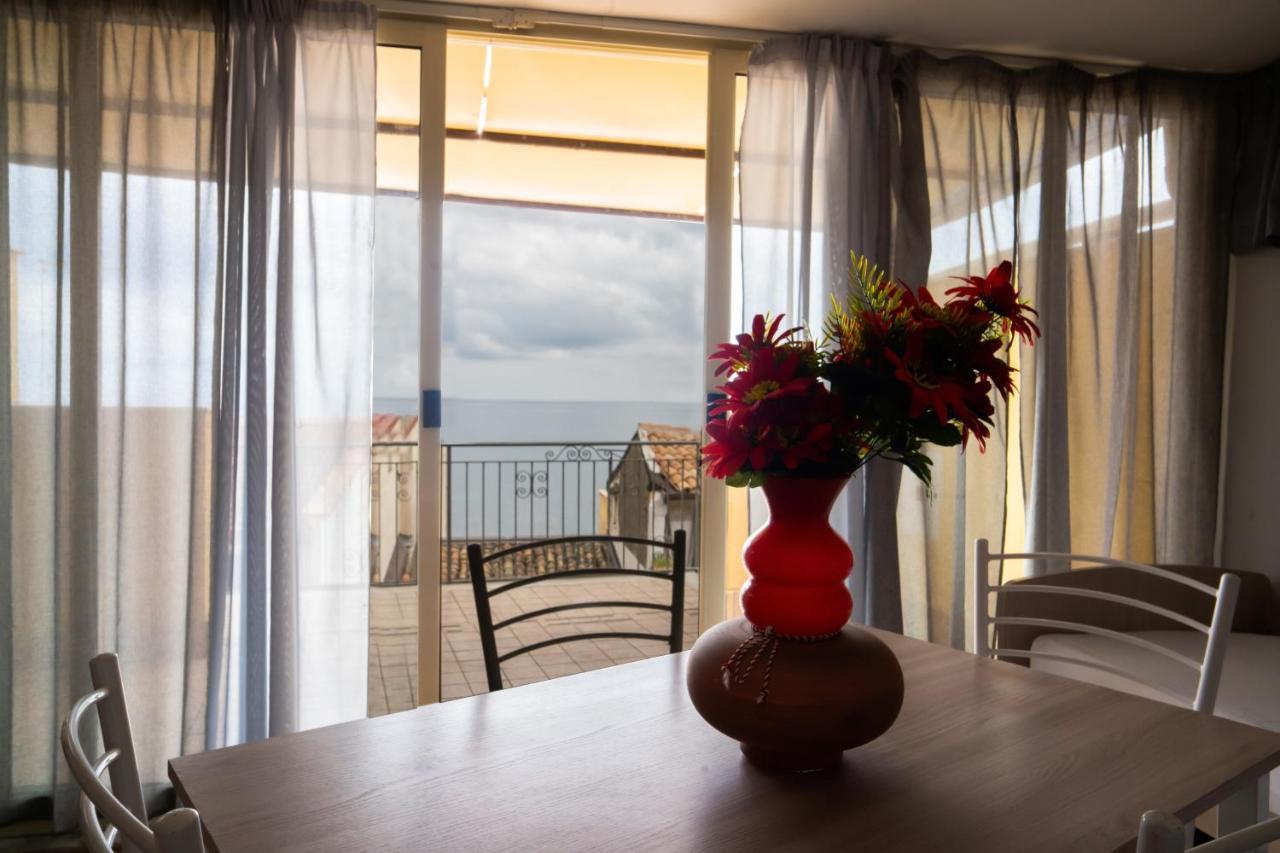 Nick & Santo'S Holiday Homes R Giardini Naxos Exterior foto